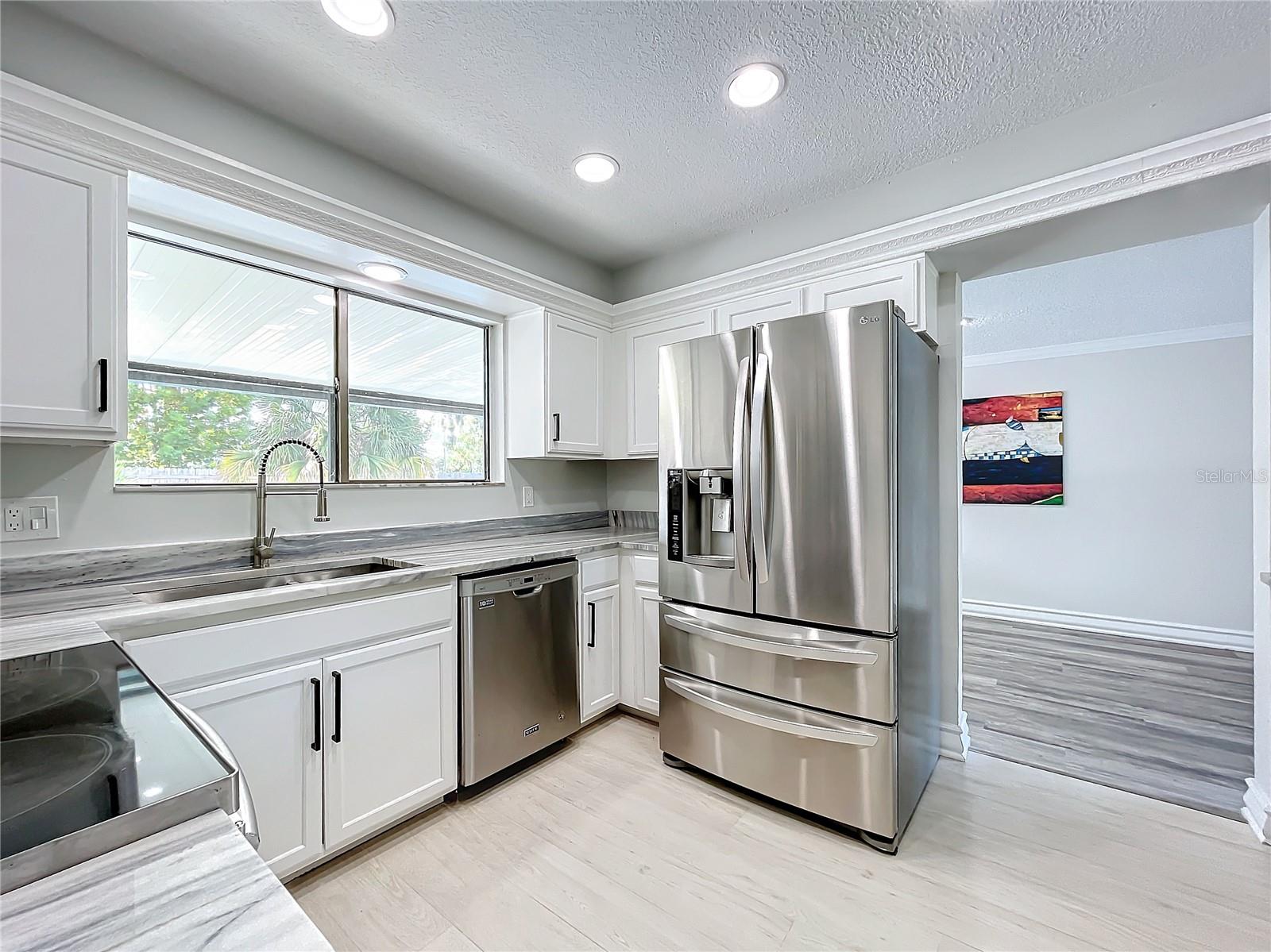 Image 3 of 80 For 1040 Waverly Drive