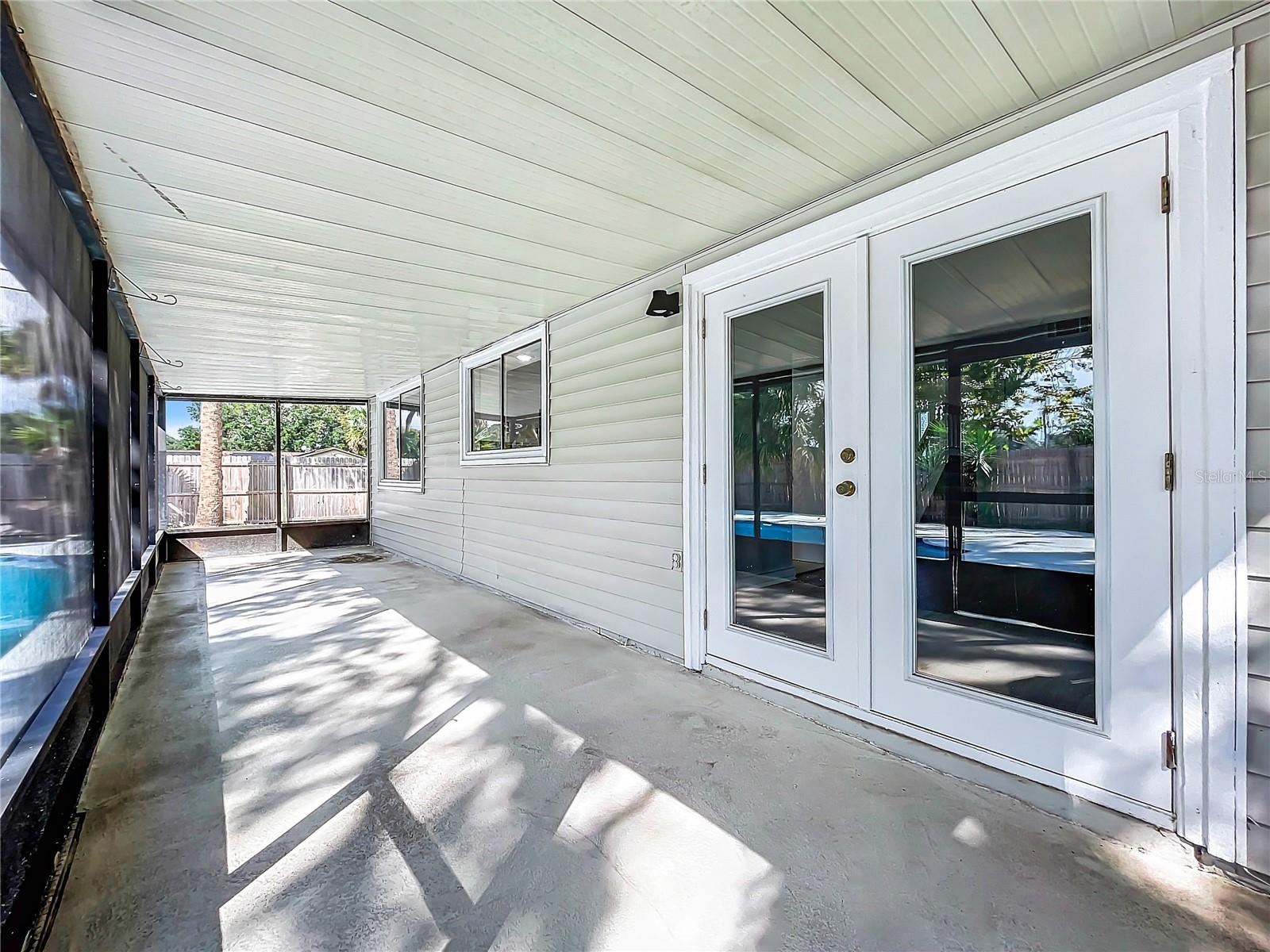 Image 71 of 80 For 1040 Waverly Drive