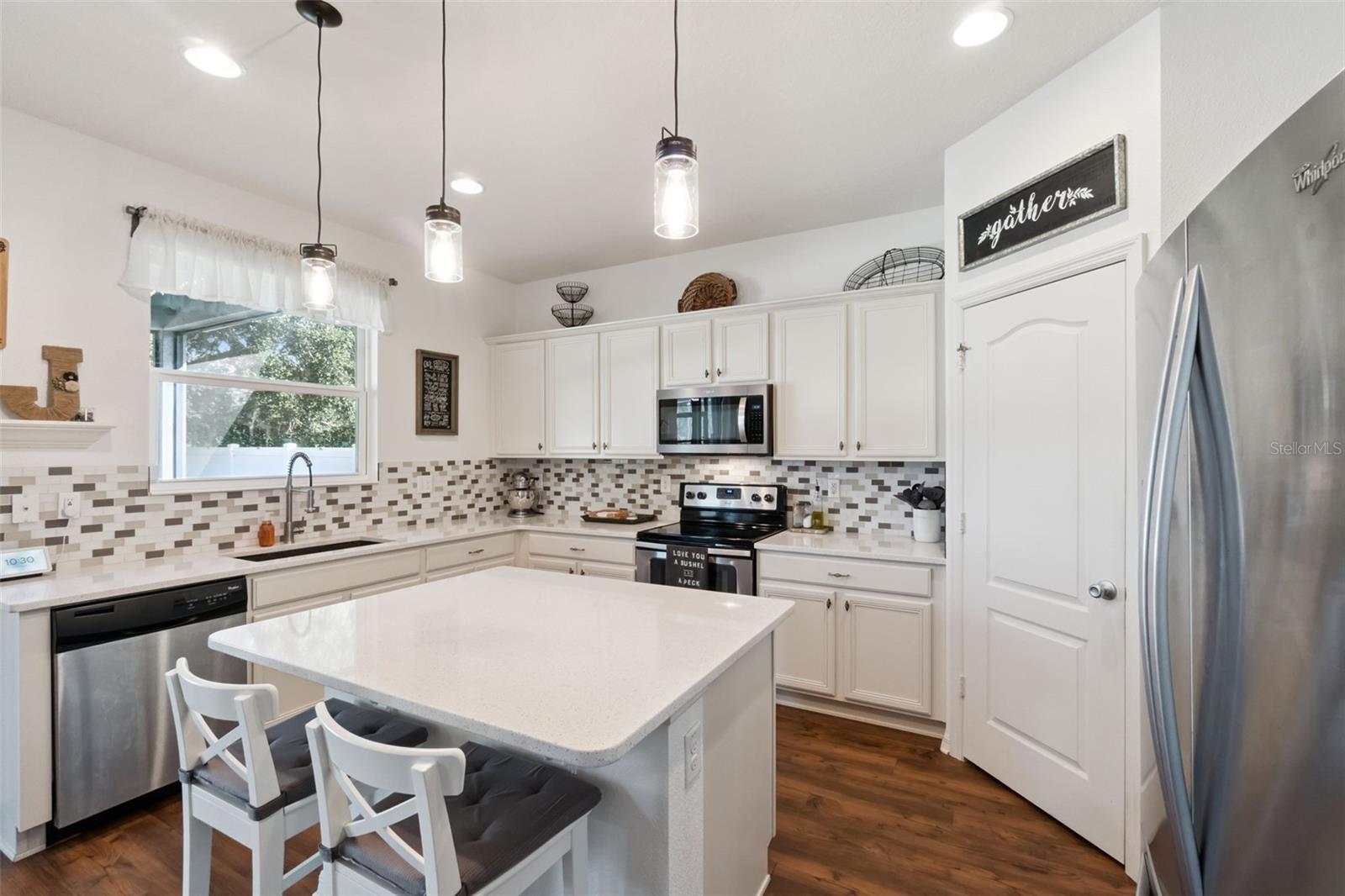 Image 3 of 28 For 2813 Shelburne Way