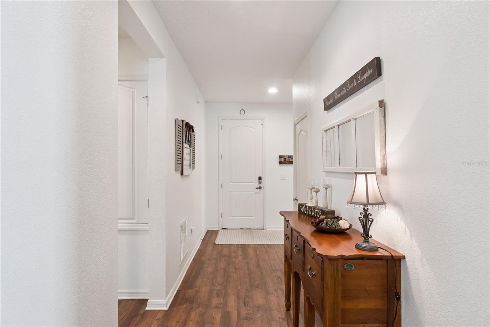 Image 7 of 28 For 2813 Shelburne Way