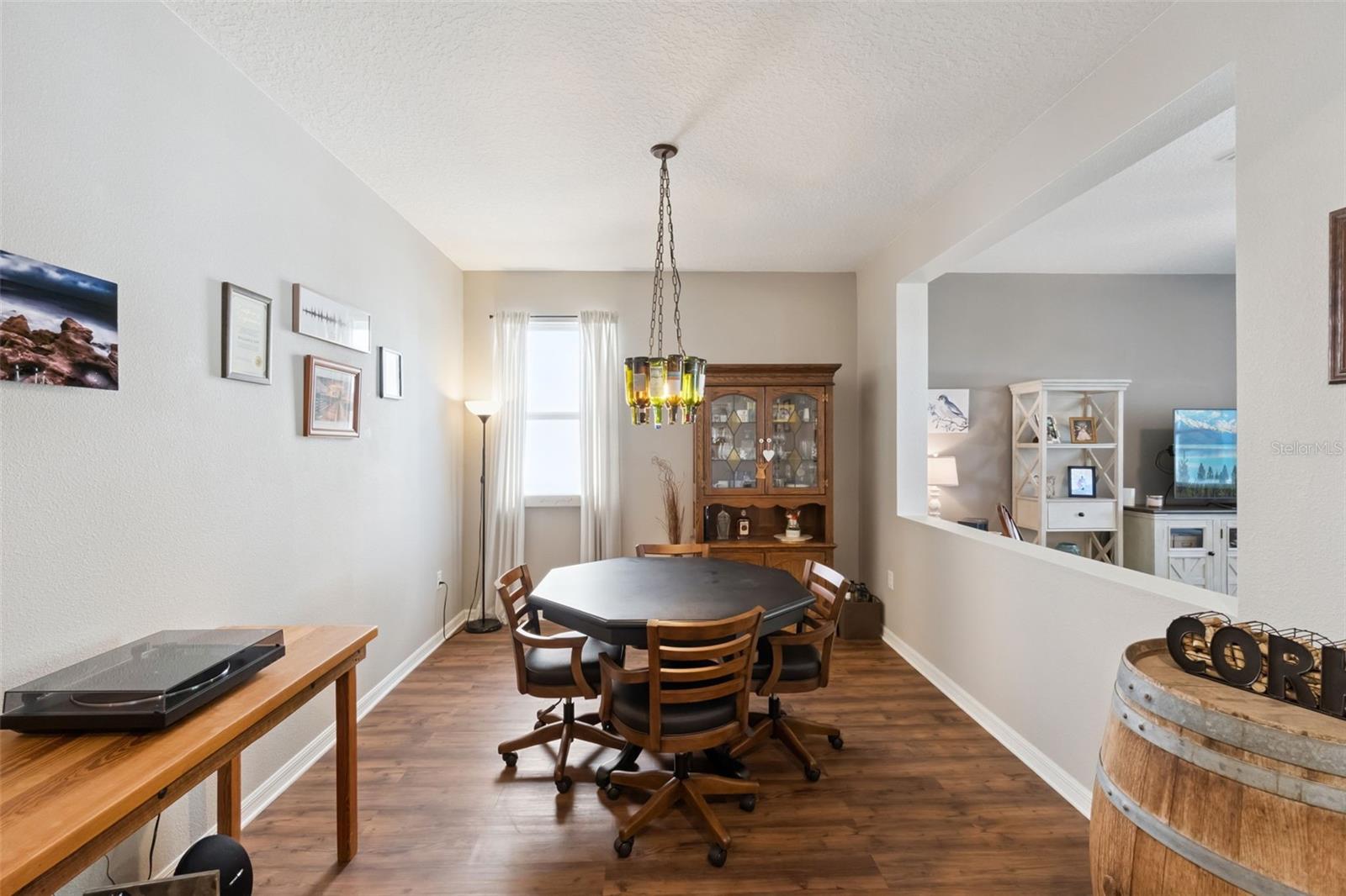 Image 8 of 28 For 2813 Shelburne Way