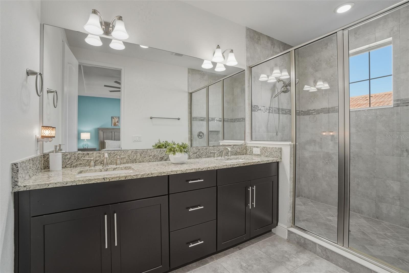 Image 13 of 30 For 13987 Tarvin Street