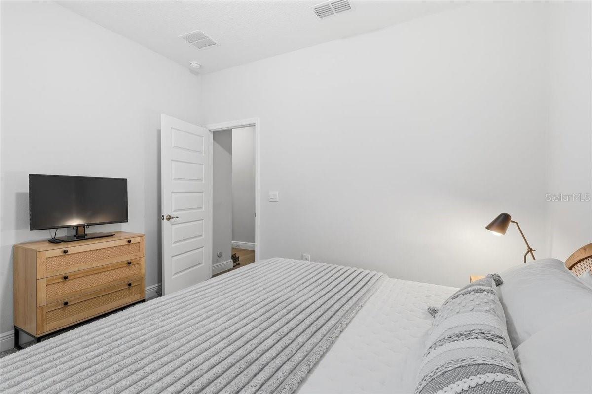 Image 25 of 57 For 9611 Lost Creek Drive