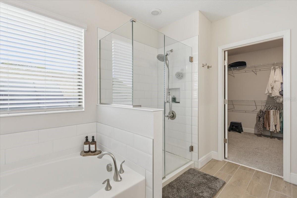 Image 37 of 57 For 9611 Lost Creek Drive