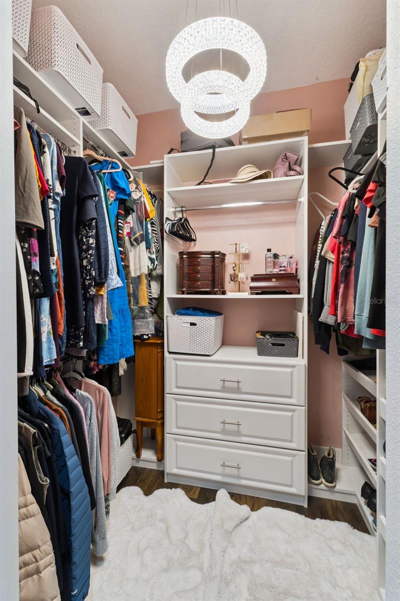 Image 21 of 43 For 427 Brentwood Club Cove