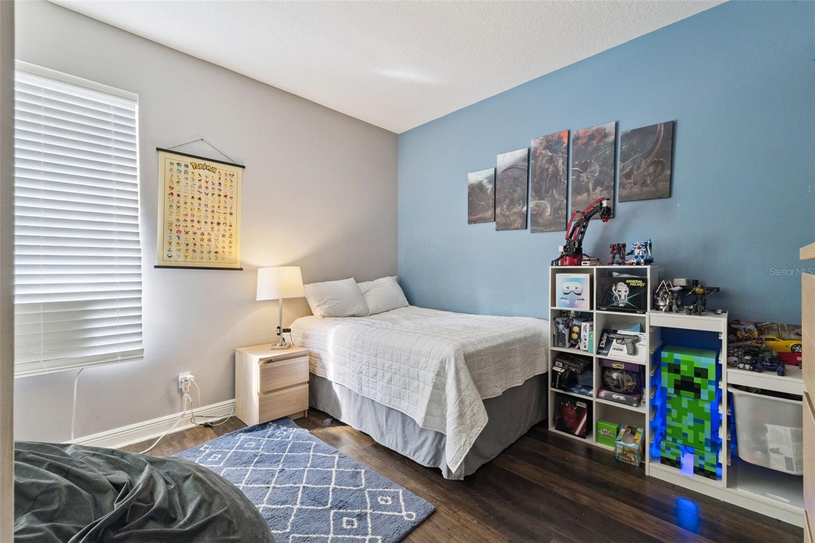 Image 27 of 43 For 427 Brentwood Club Cove