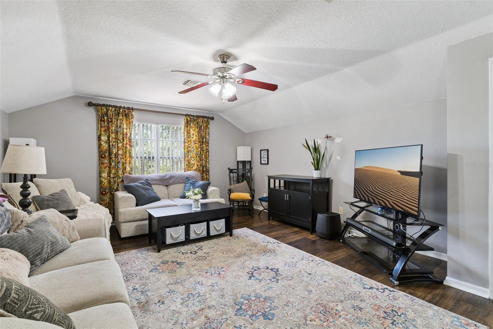 Image 32 of 43 For 427 Brentwood Club Cove