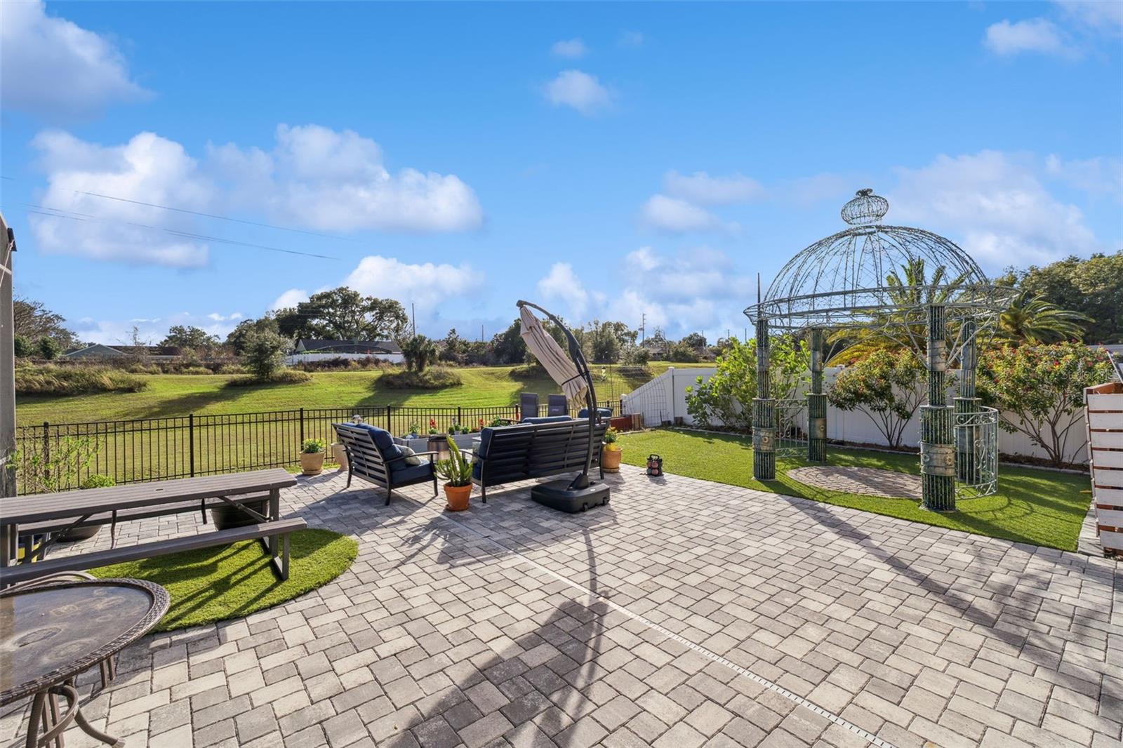 Image 41 of 43 For 427 Brentwood Club Cove