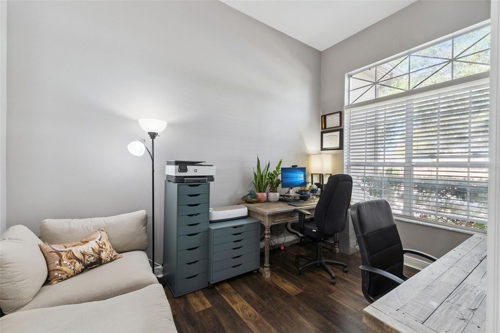 Image 9 of 43 For 427 Brentwood Club Cove