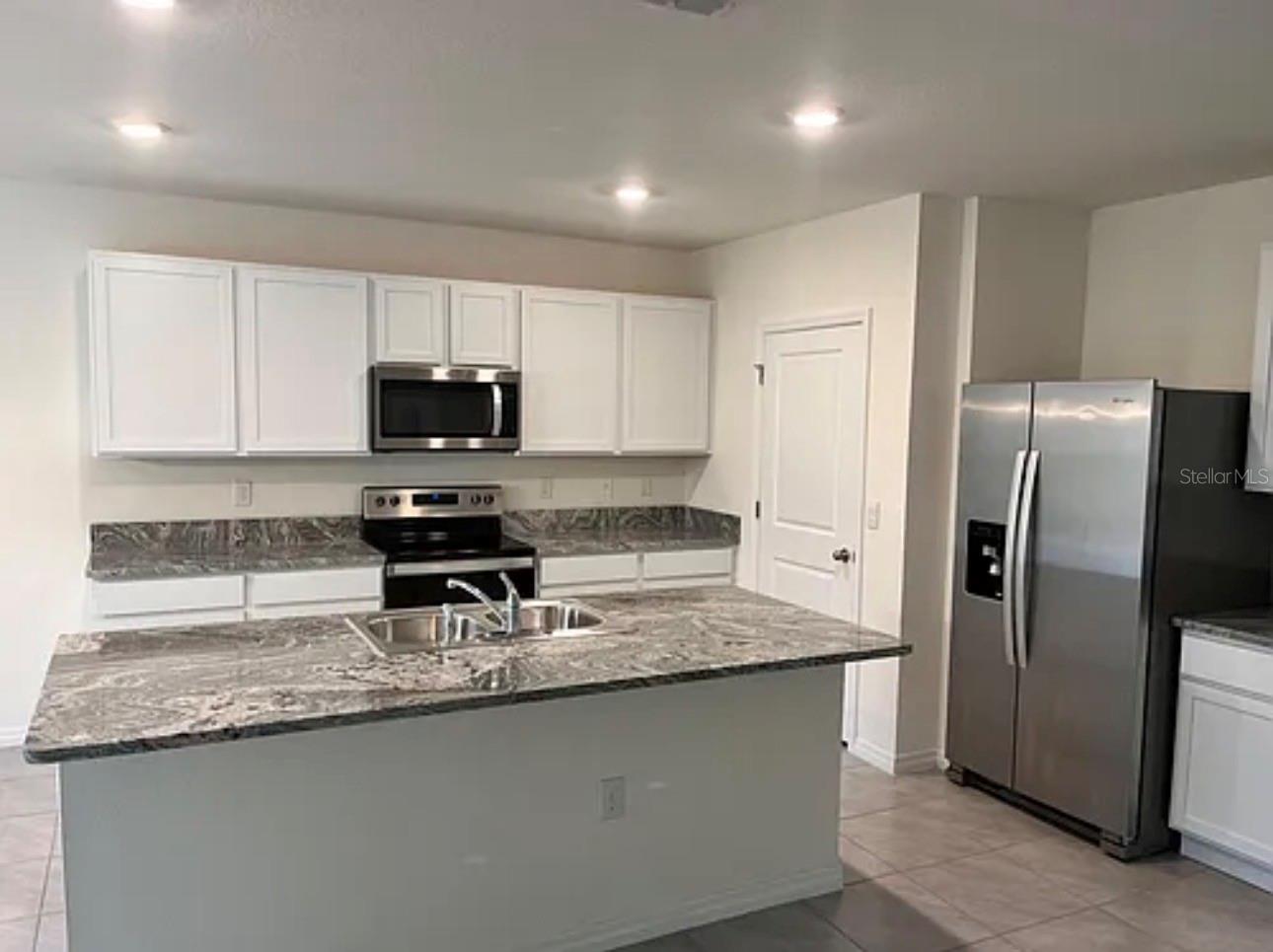 Image 3 of 10 For 5 Hickory Course Loop