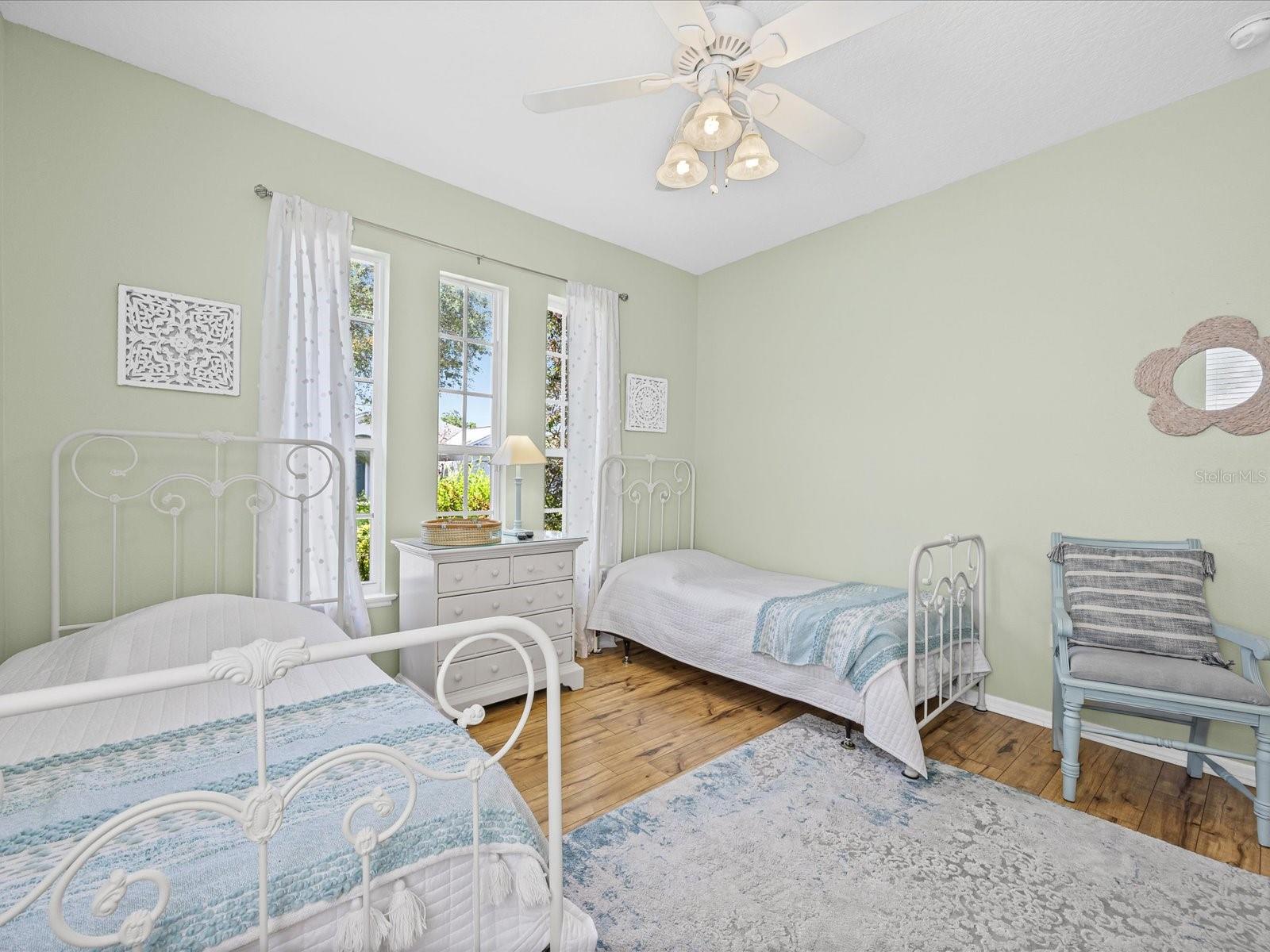 Image 19 of 41 For 407 Grand Reserve Drive