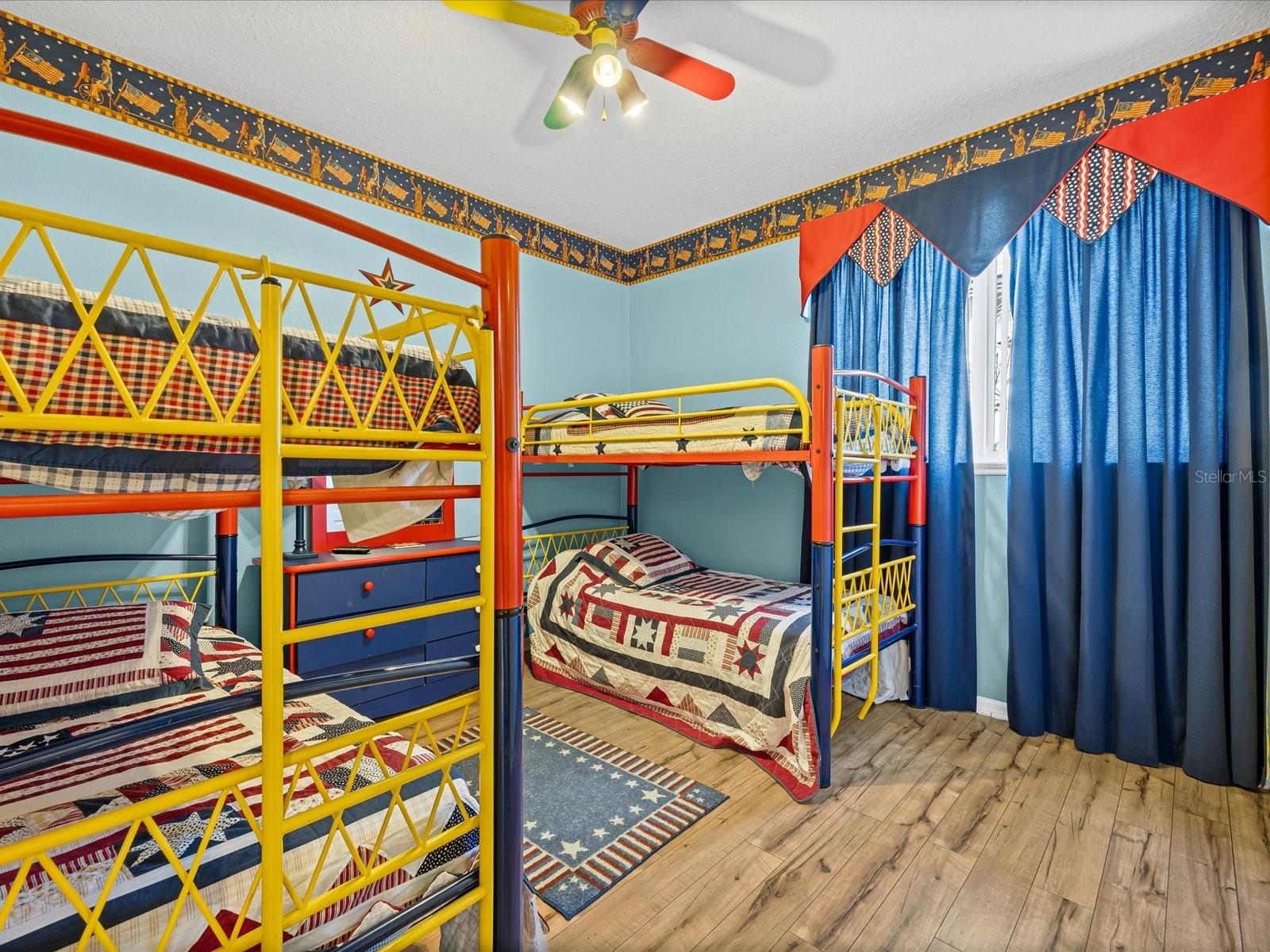 Image 25 of 41 For 407 Grand Reserve Drive