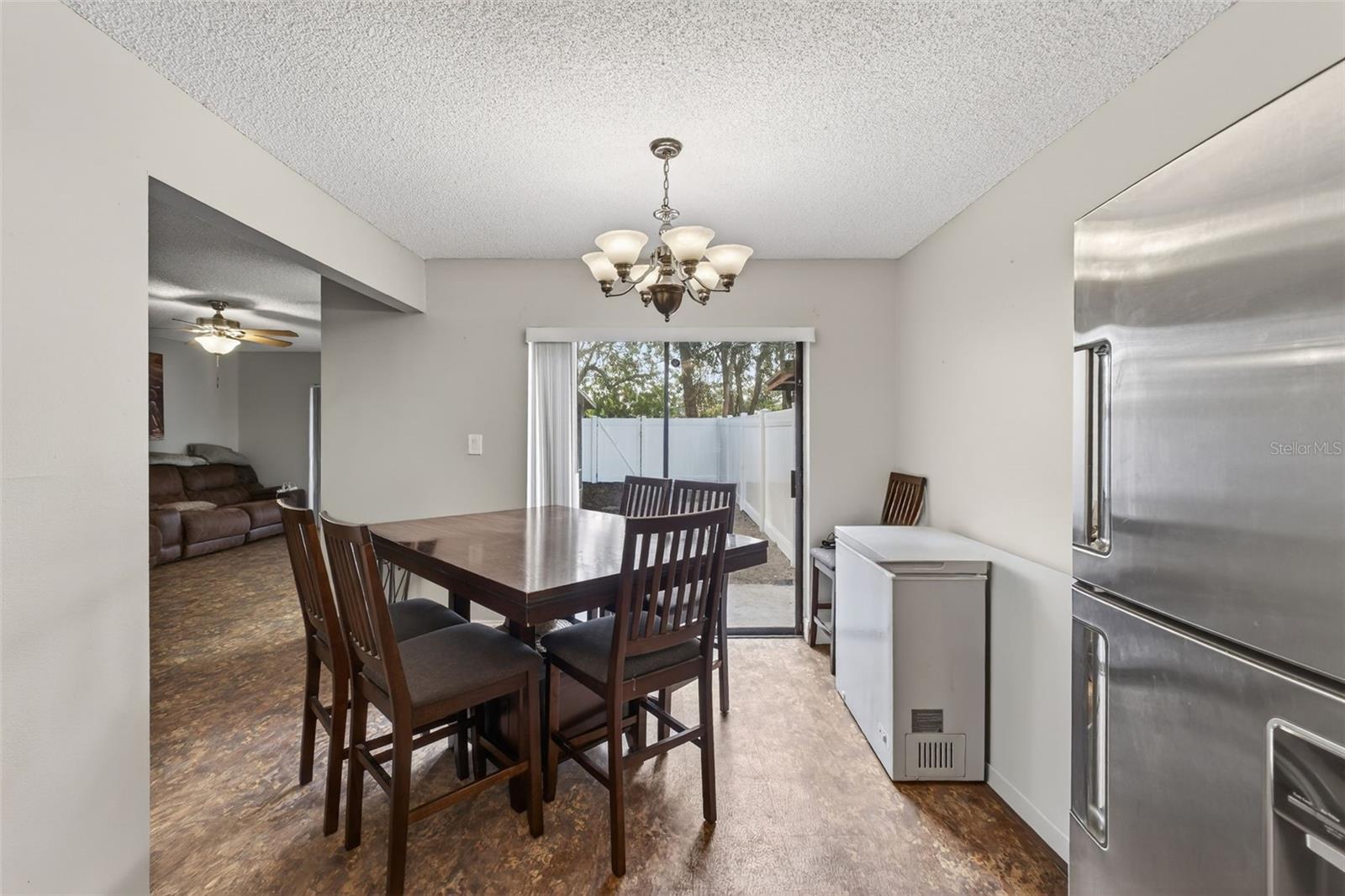 Image 12 of 49 For 7468 Canford Court 24