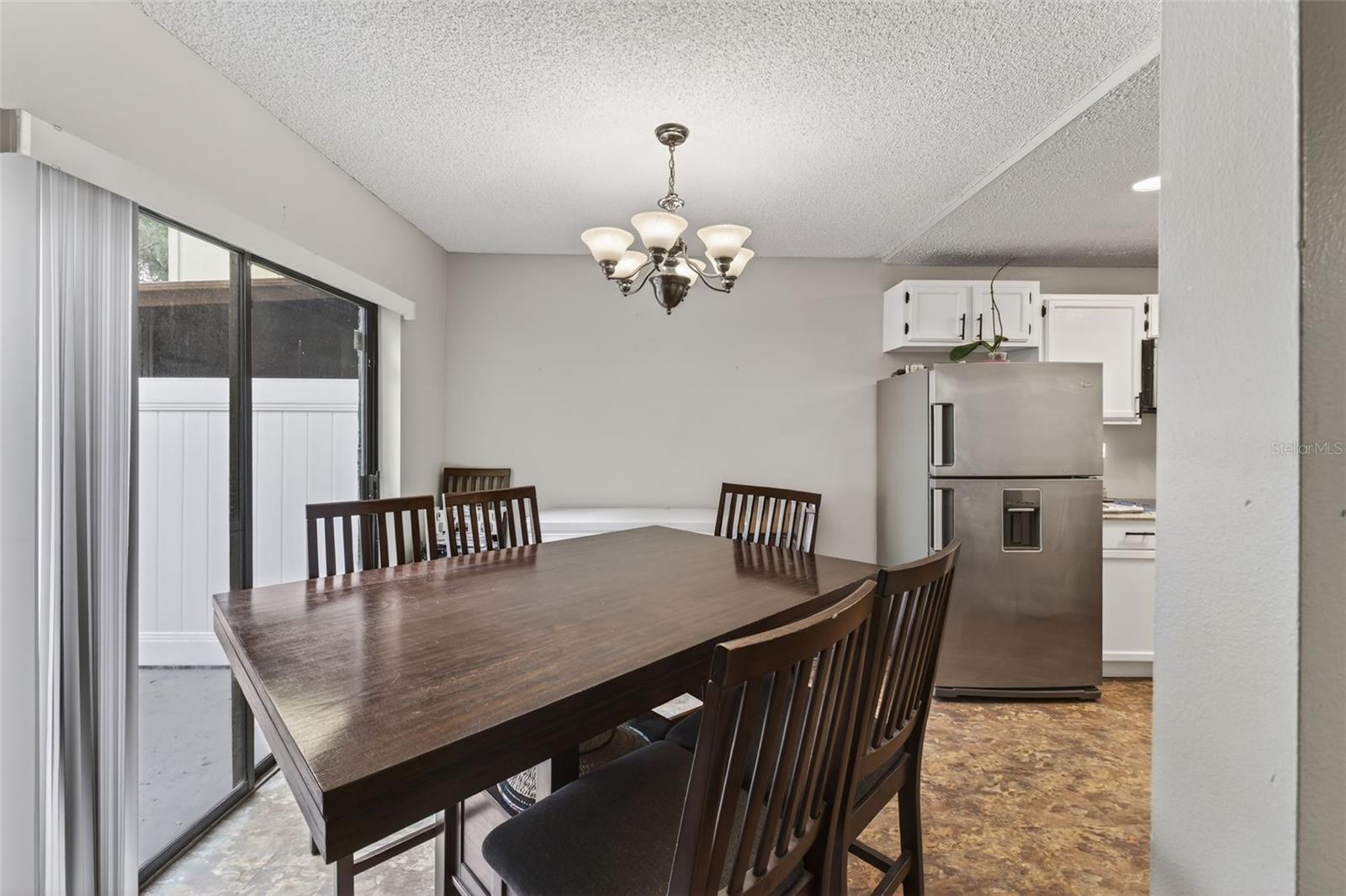 Image 14 of 49 For 7468 Canford Court 24