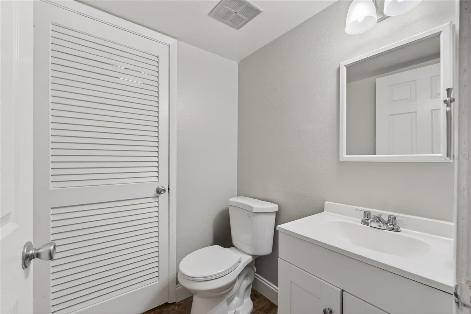 Image 24 of 49 For 7468 Canford Court 24