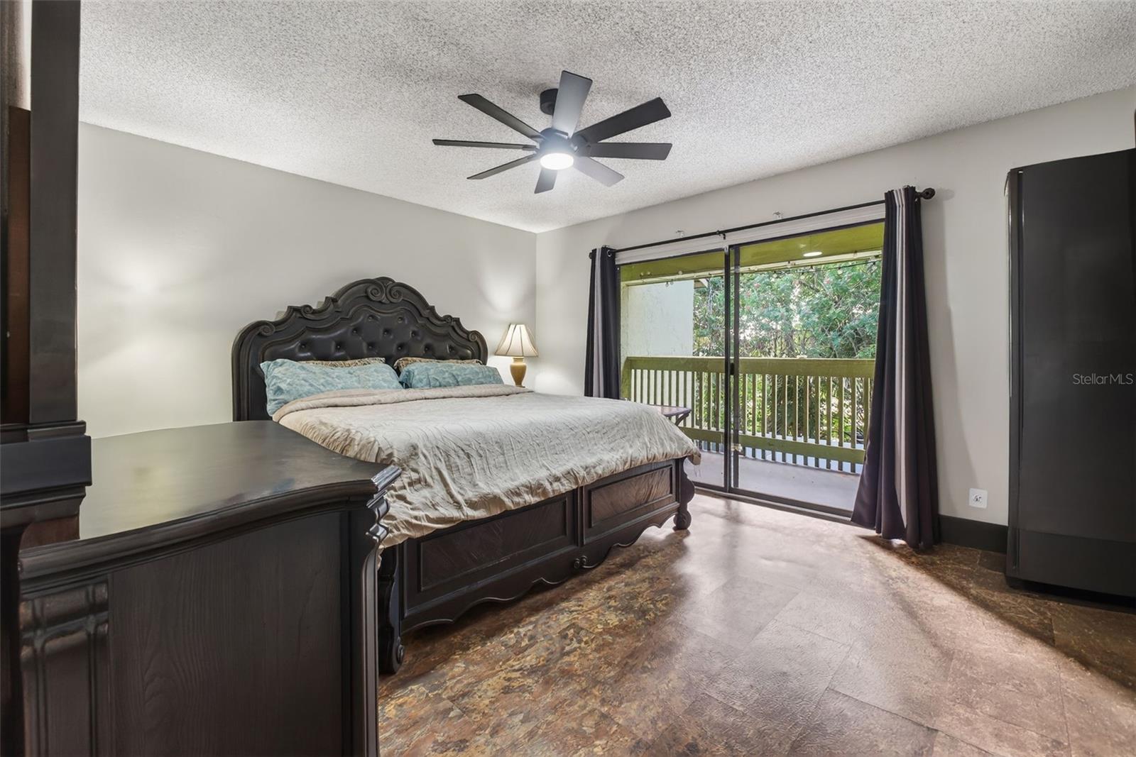 Image 28 of 49 For 7468 Canford Court 24