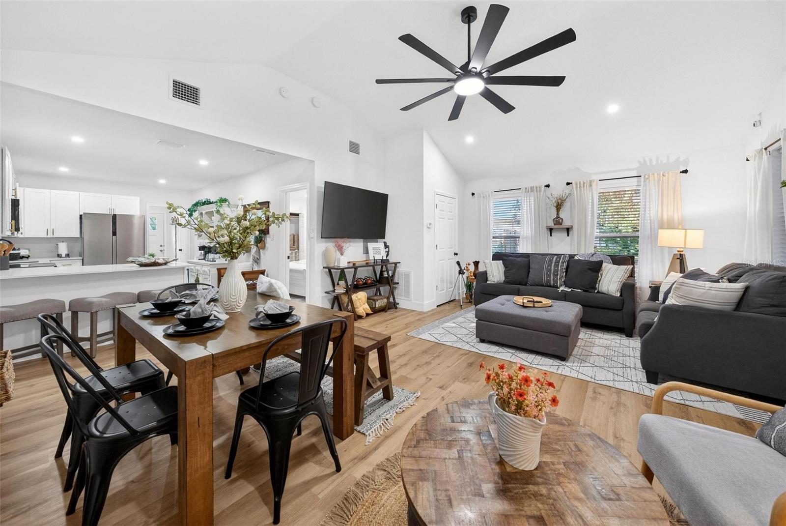 Image 14 of 77 For 1503 Granite State Court