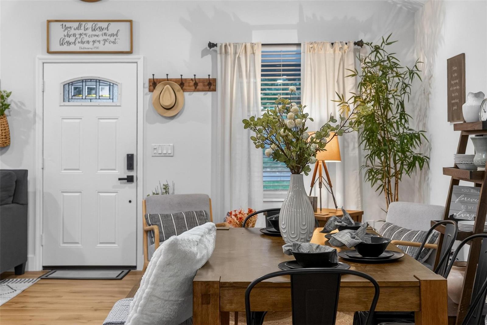 Image 17 of 77 For 1503 Granite State Court