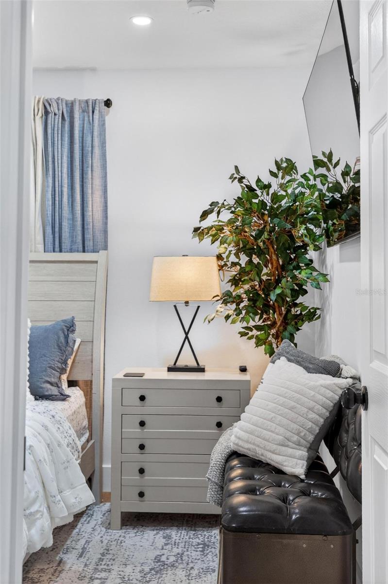 Image 33 of 77 For 1503 Granite State Court