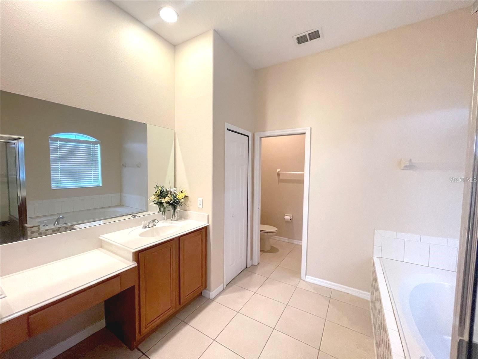 Image 10 of 14 For 2554 Sand Arbor Circle