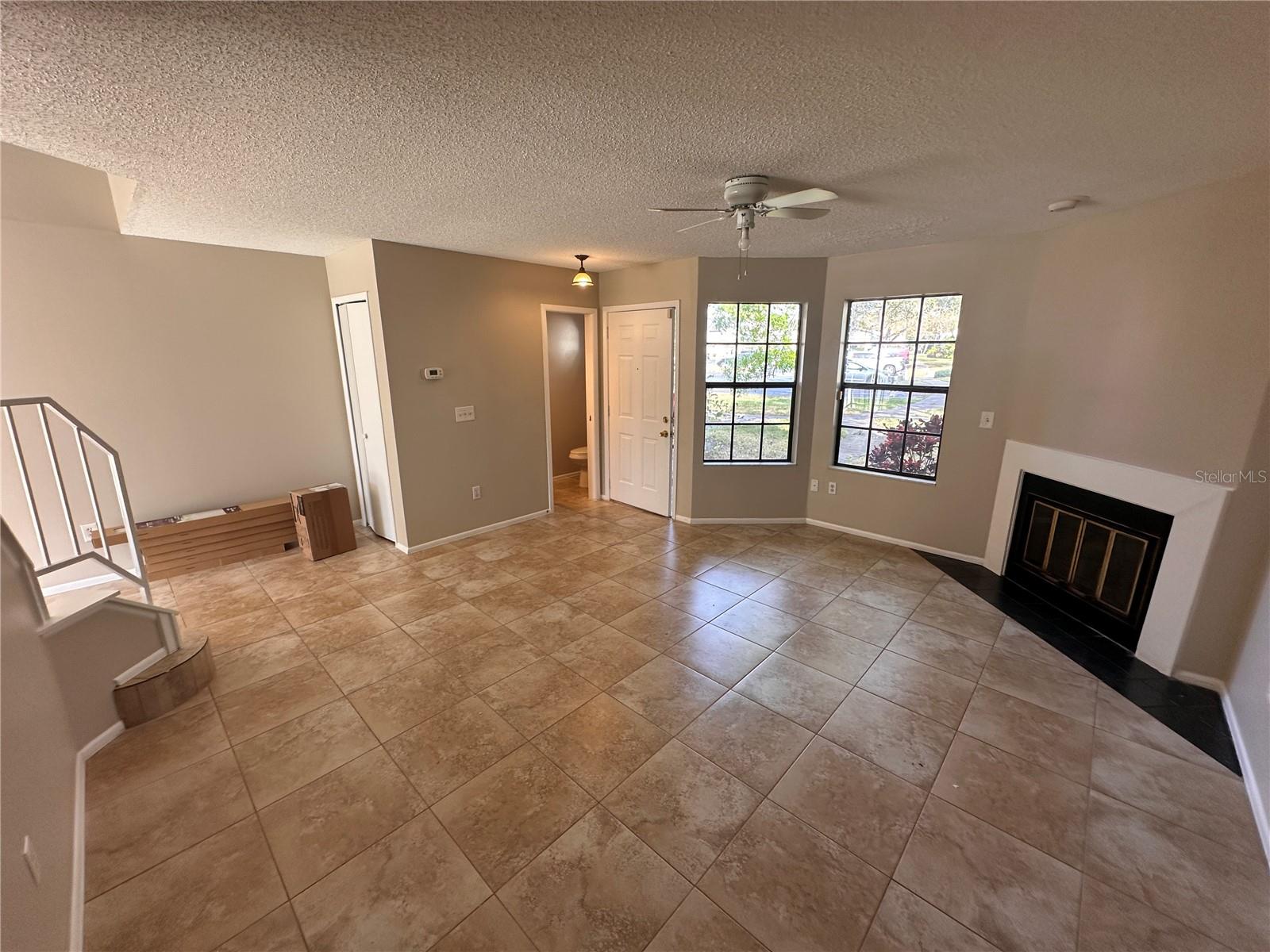 Image 3 of 18 For 2971 Embassy Court