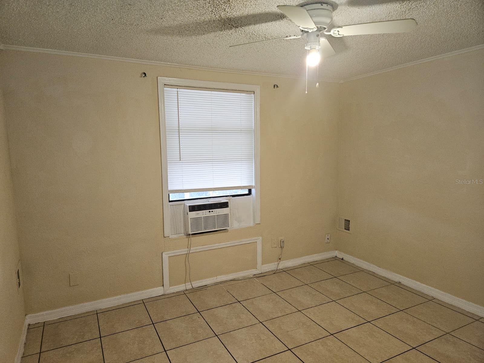 Image 11 of 11 For 4019 Michigan Street 4019