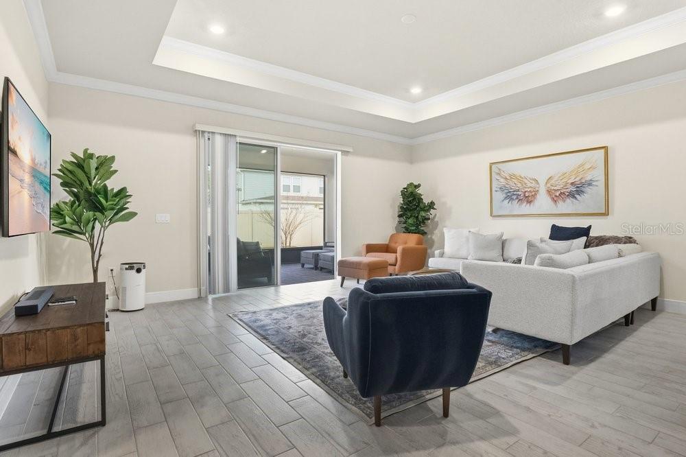 Image 10 of 35 For 4012 Meandering Bay Drive