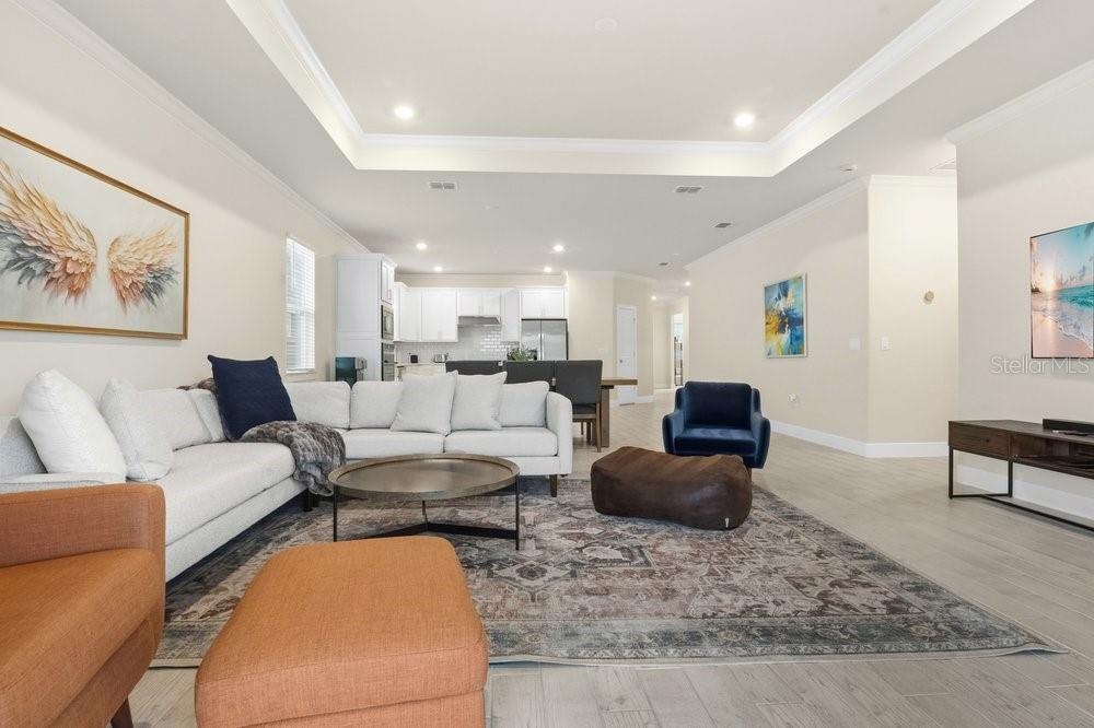 Image 11 of 35 For 4012 Meandering Bay Drive