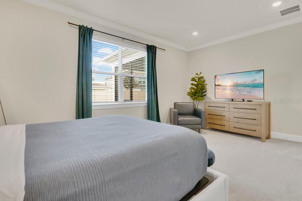 Image 16 of 35 For 4012 Meandering Bay Drive