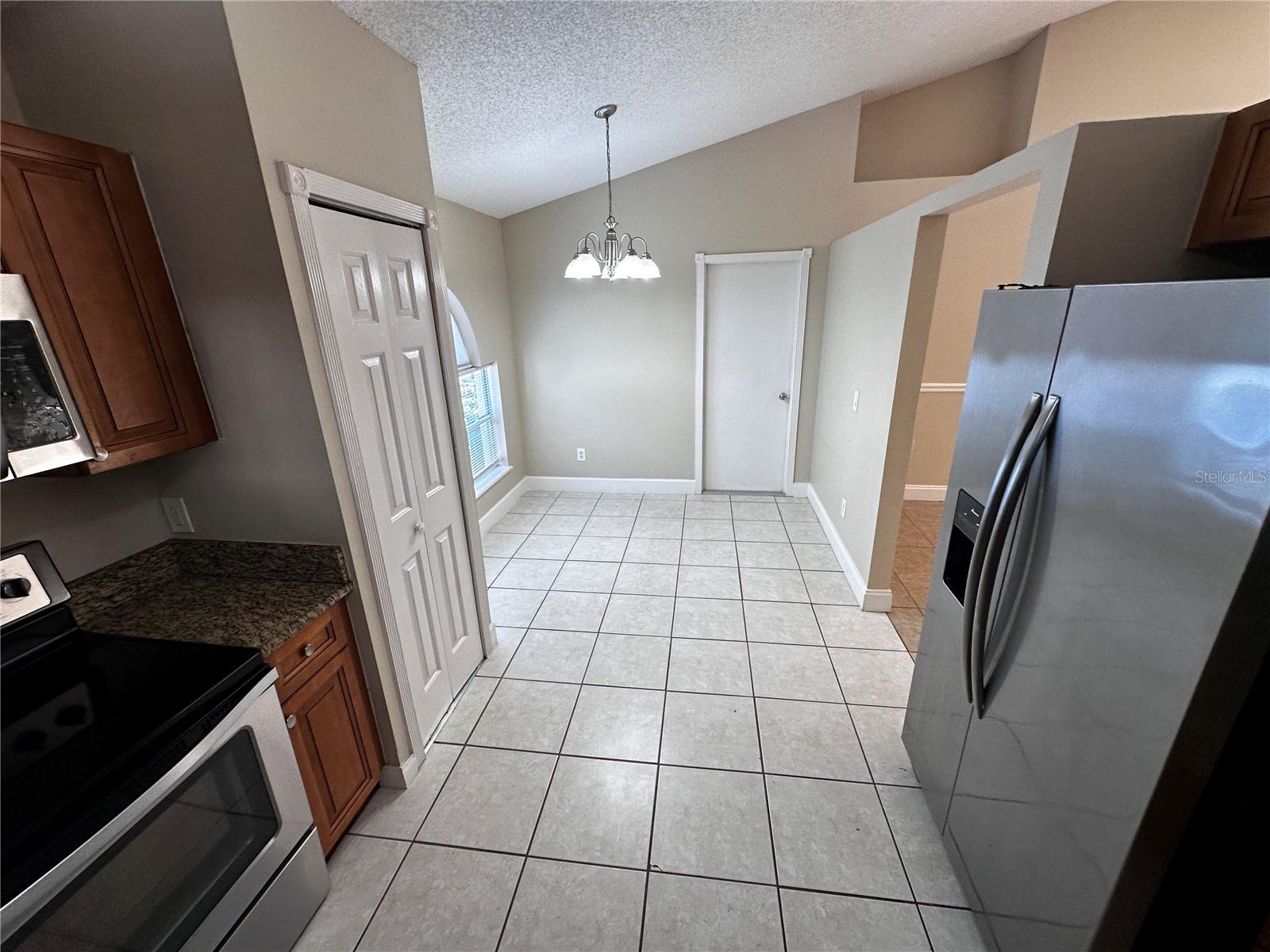 Image 10 of 35 For 2843 Crofton Way