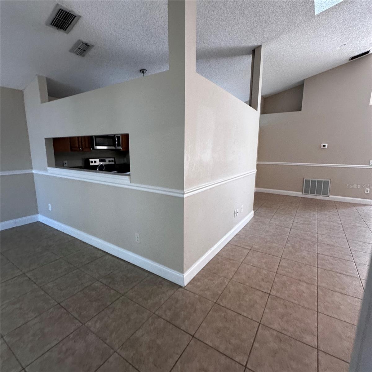 Image 15 of 35 For 2843 Crofton Way