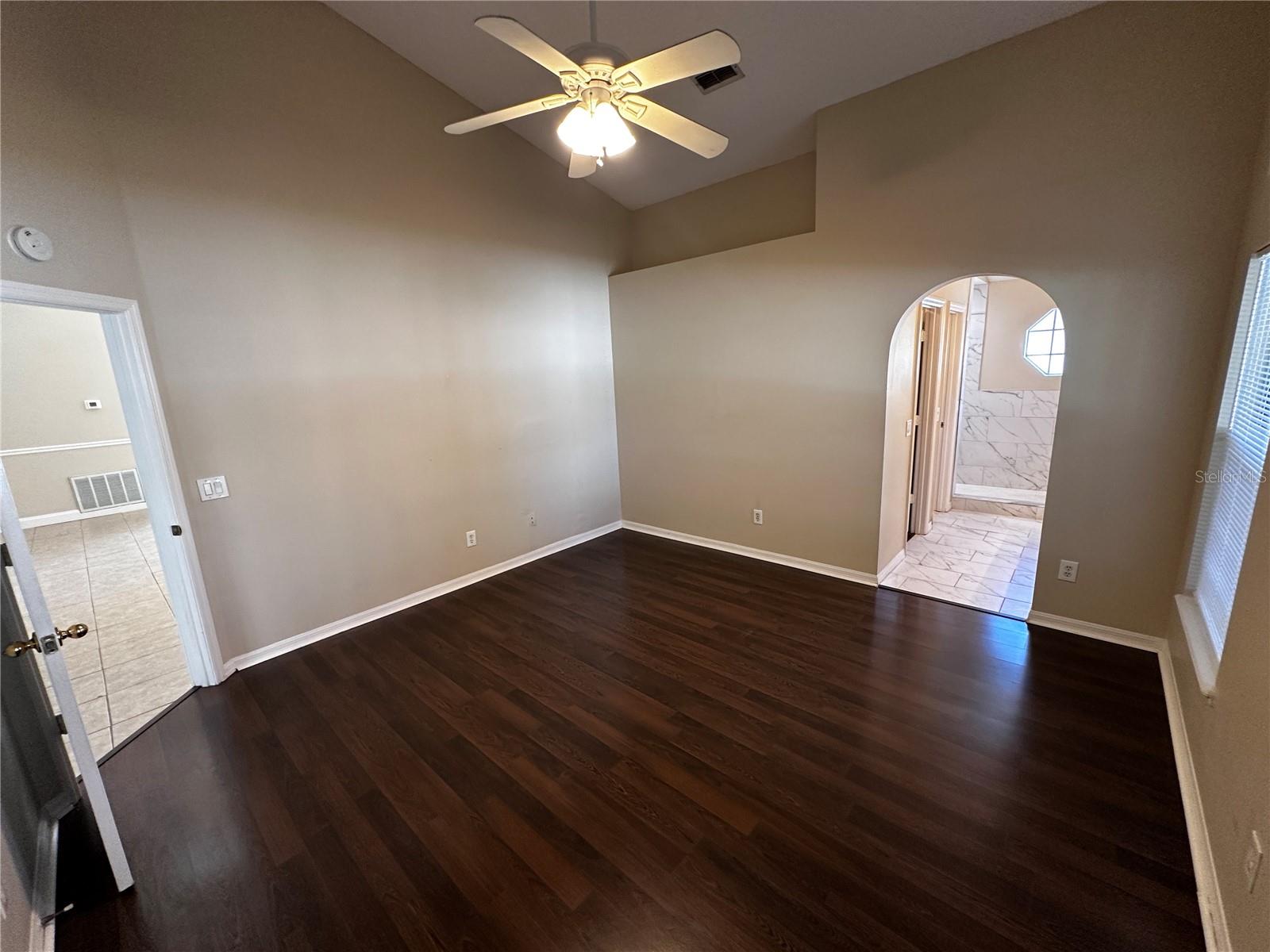 Image 17 of 35 For 2843 Crofton Way