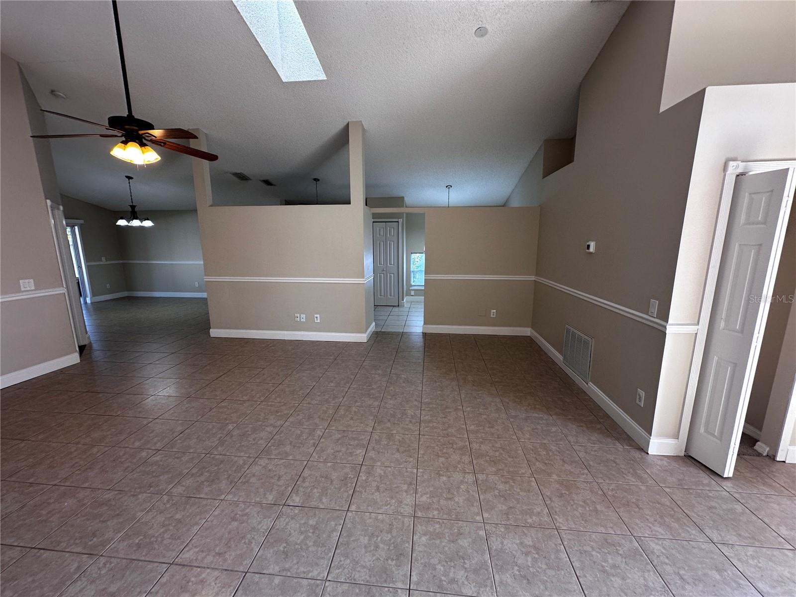 Image 32 of 35 For 2843 Crofton Way