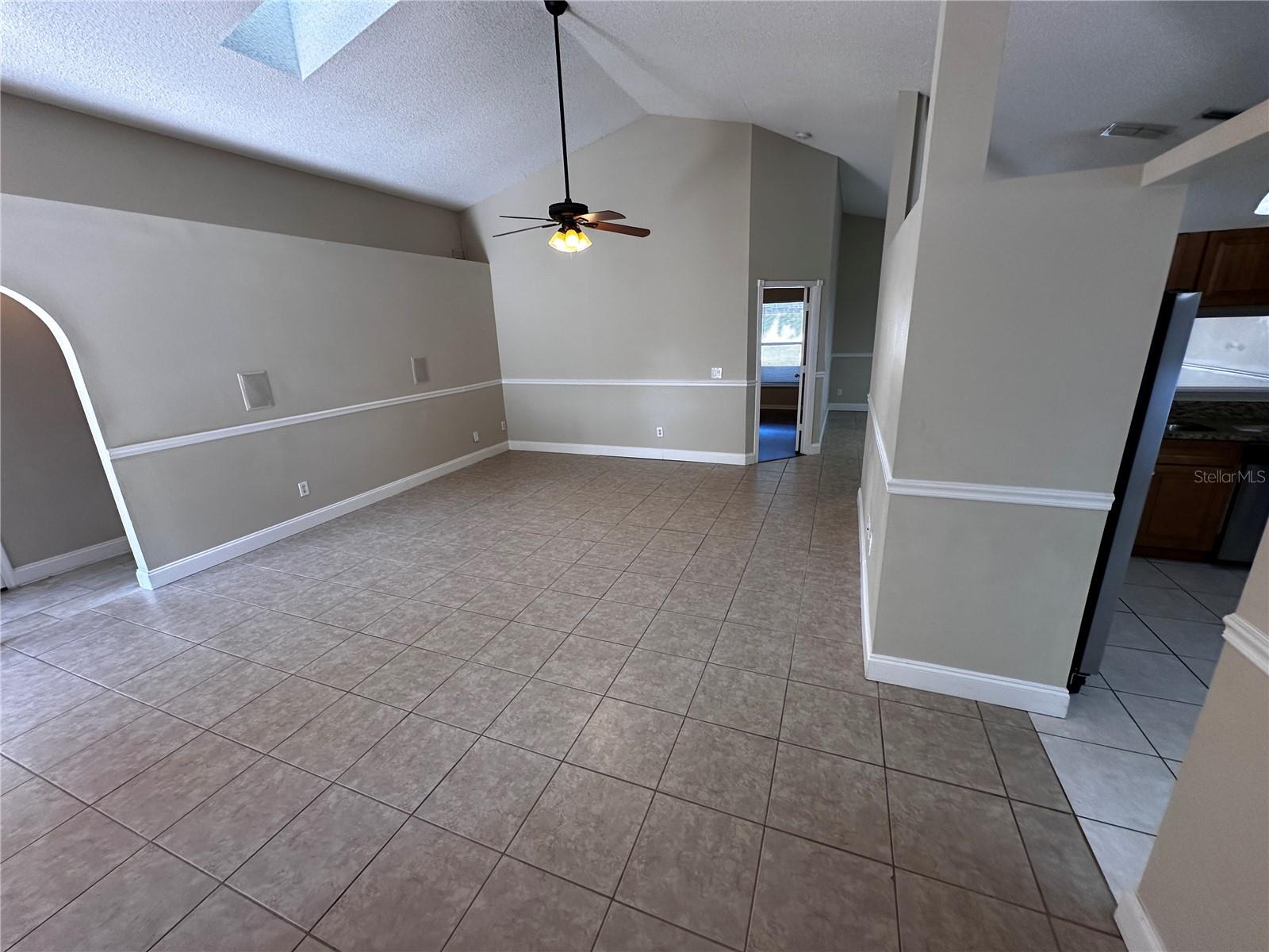 Image 5 of 35 For 2843 Crofton Way