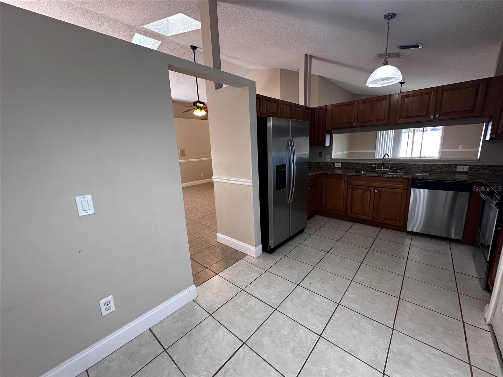 Image 8 of 35 For 2843 Crofton Way