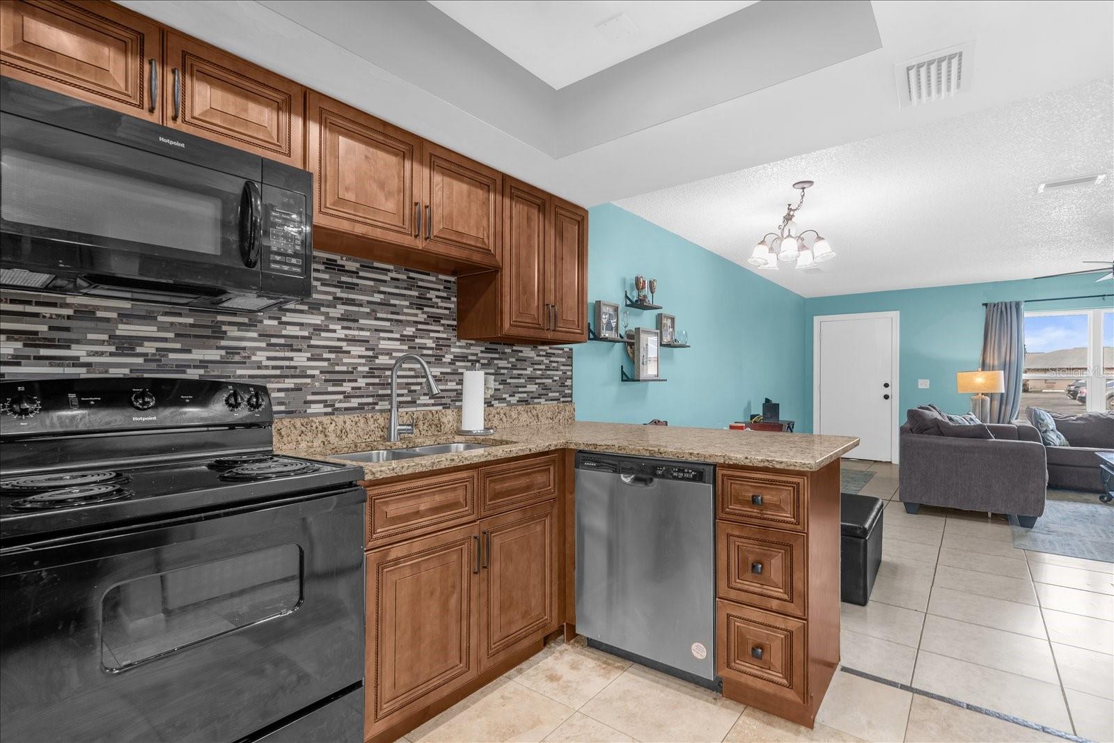 Image 8 of 24 For 65 Las Brisas Way