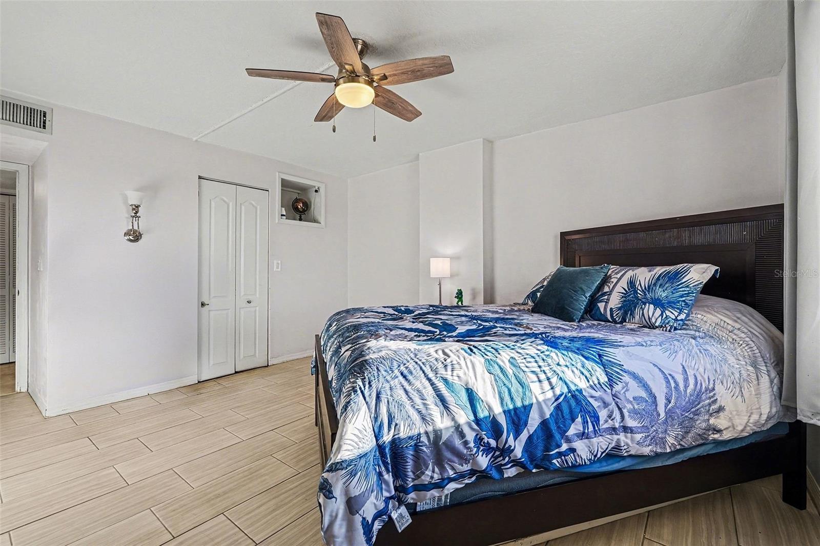 Image 17 of 30 For 830 Atlantic Avenue B903