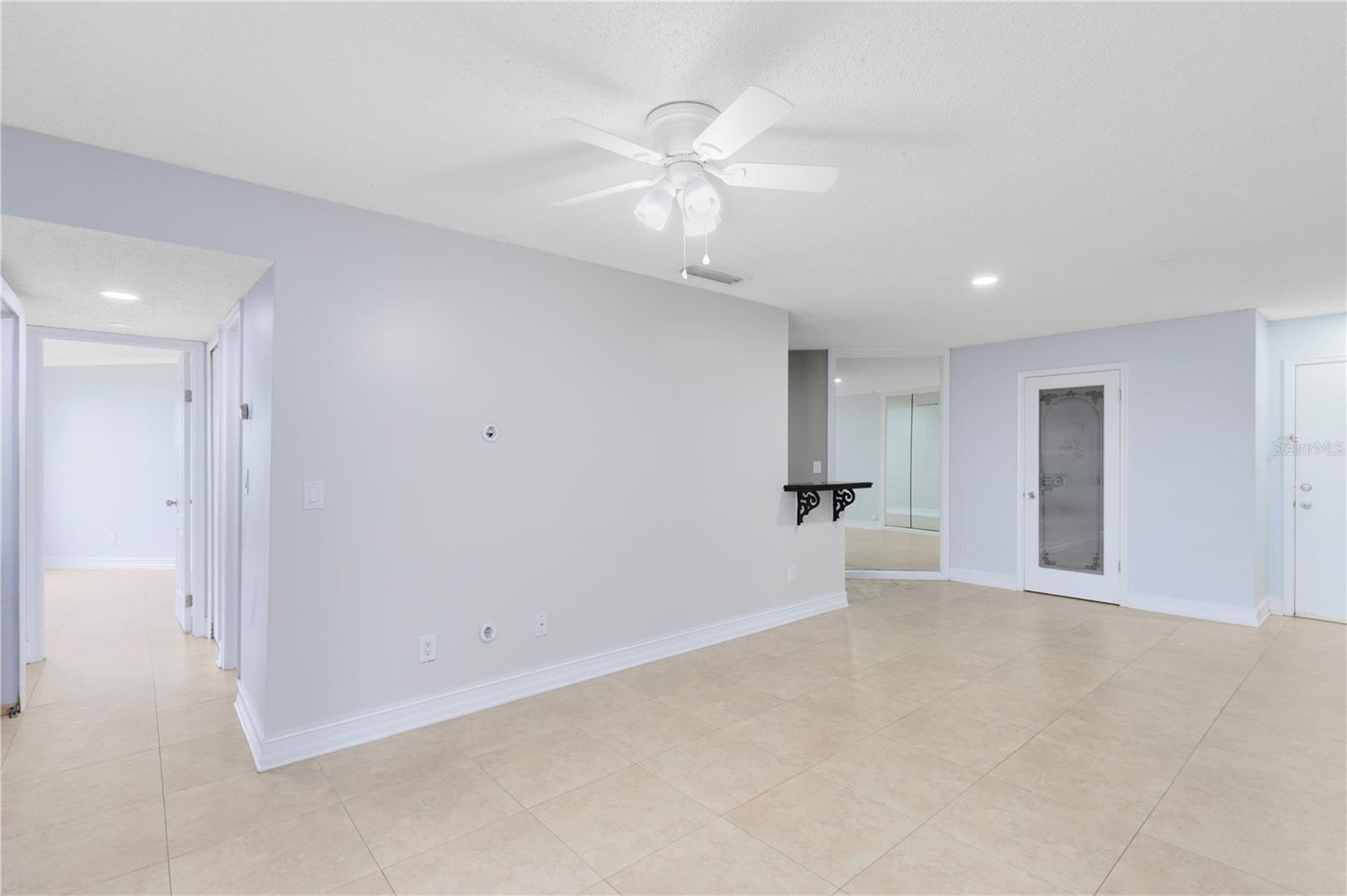 Image 10 of 27 For 3835 Atrium Drive 3