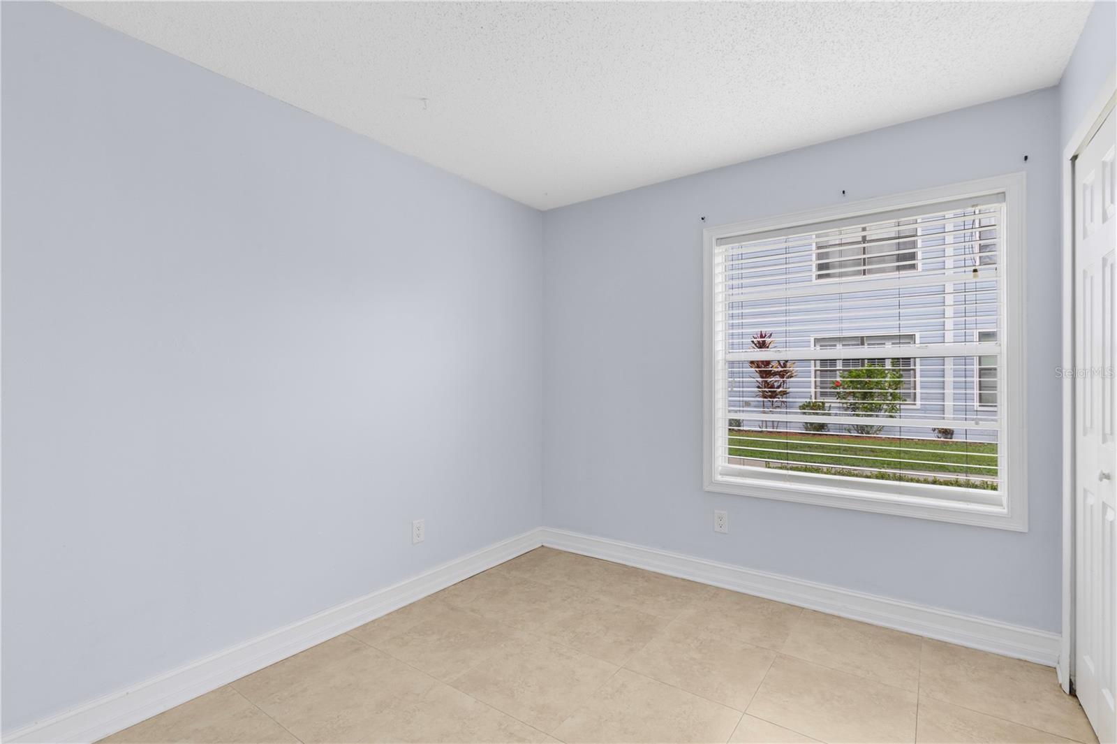 Image 15 of 27 For 3835 Atrium Drive 3