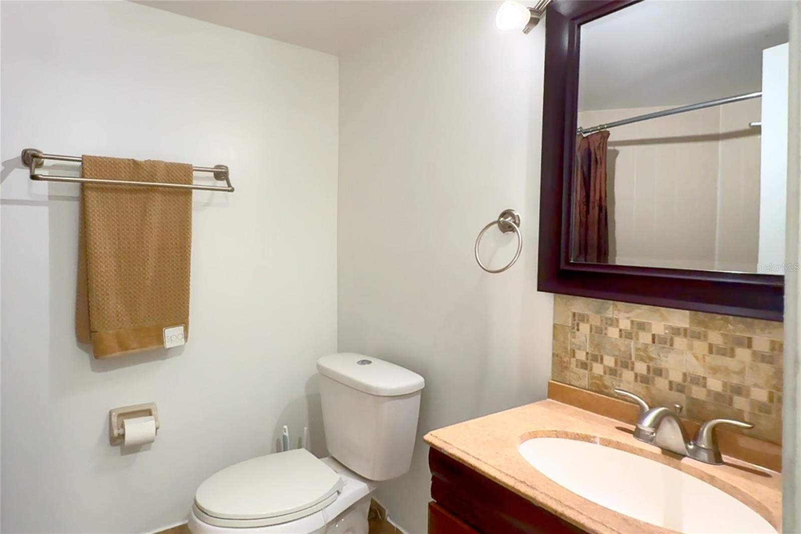 Image 16 of 27 For 3835 Atrium Drive 3