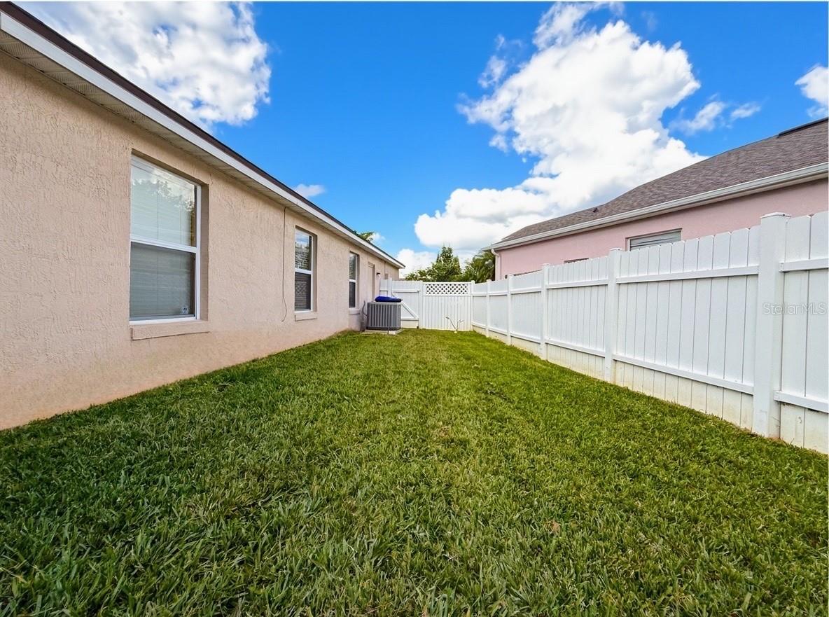 Image 20 of 58 For 12714 Maribou Circle