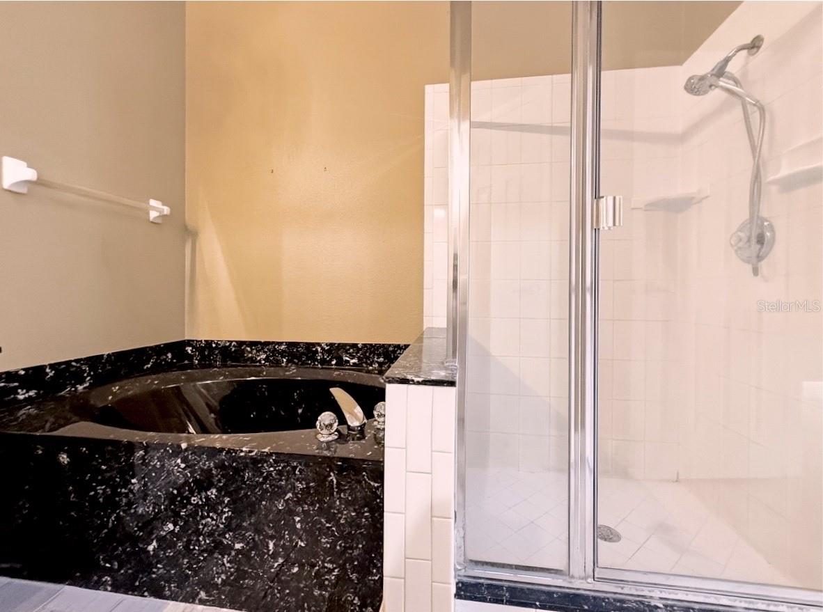 Image 27 of 58 For 12714 Maribou Circle