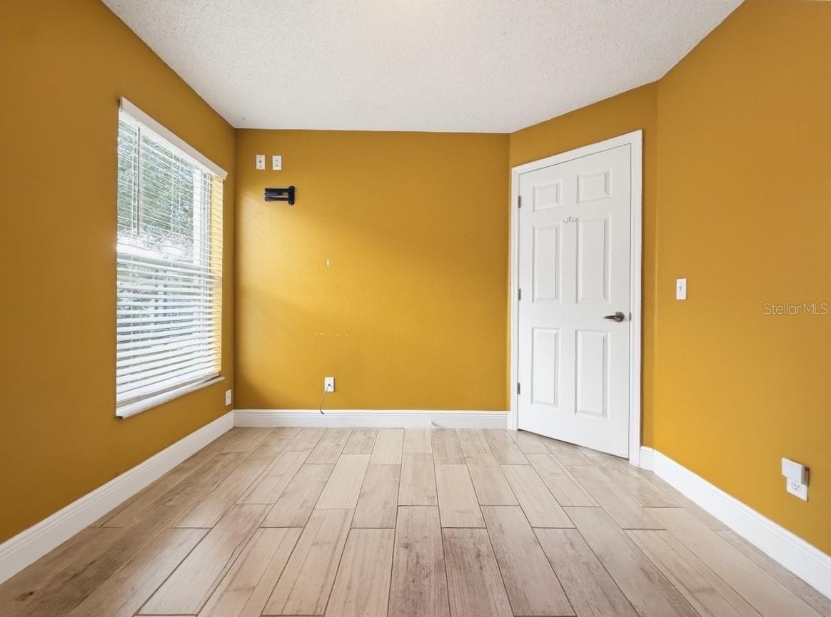 Image 31 of 58 For 12714 Maribou Circle