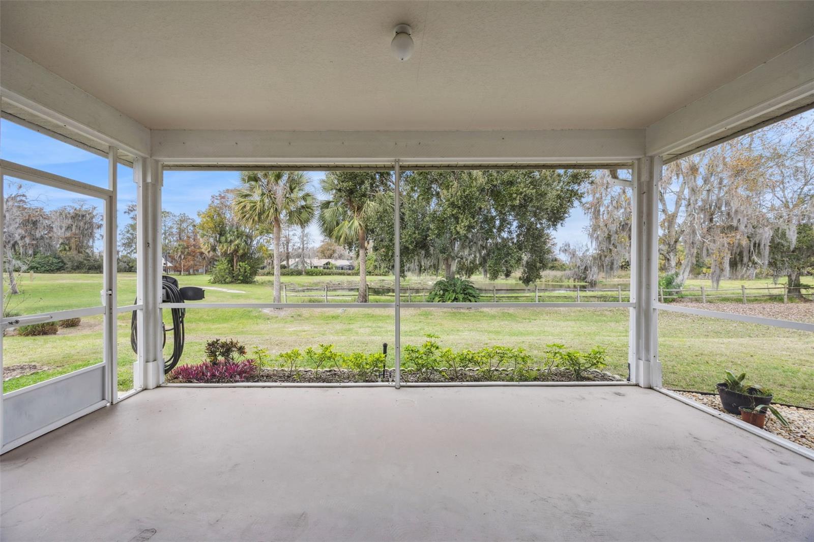 Image 21 of 30 For 4365 Player Circle