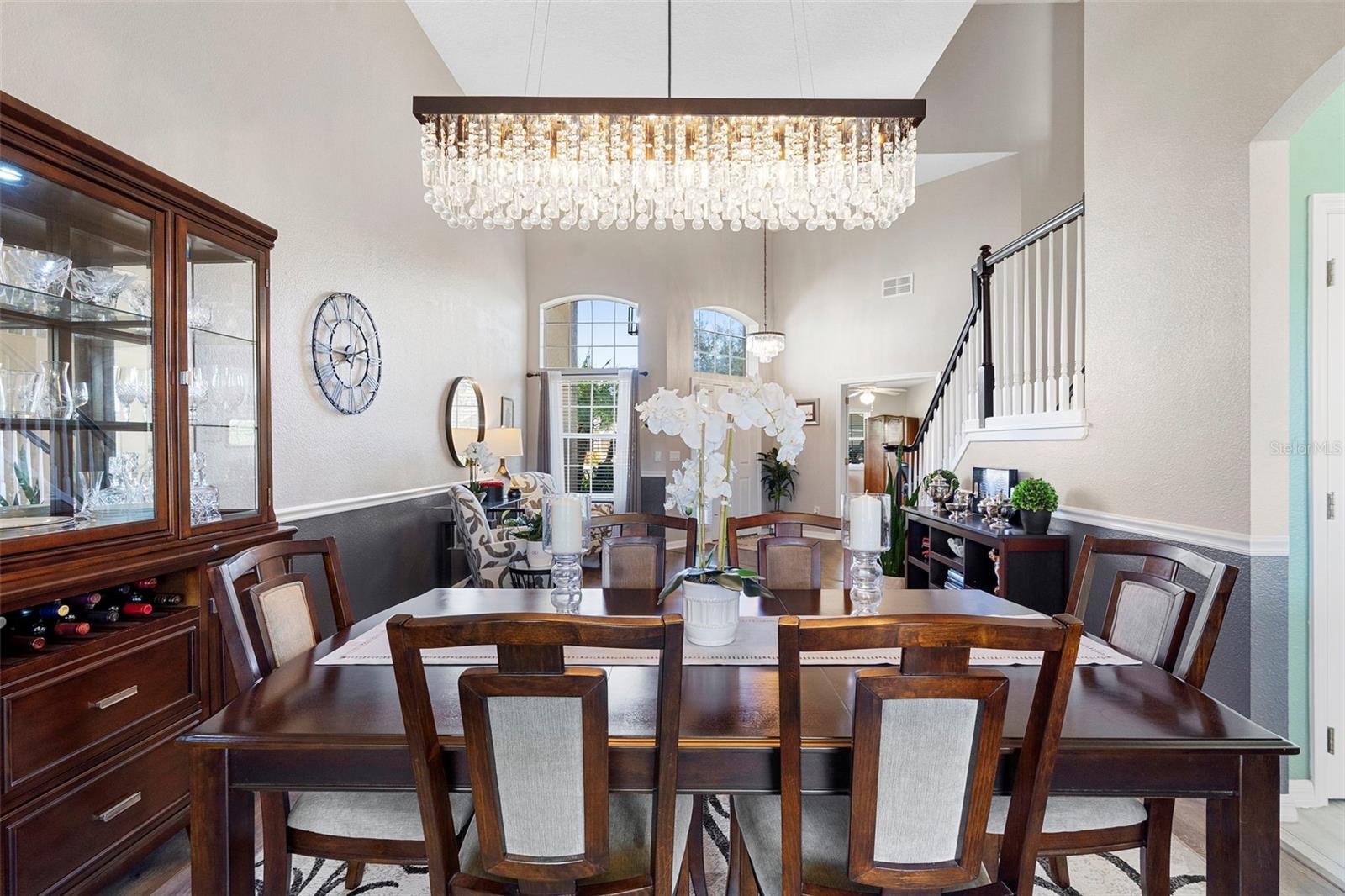 Image 16 of 59 For 5225 Walnut Ridge Drive