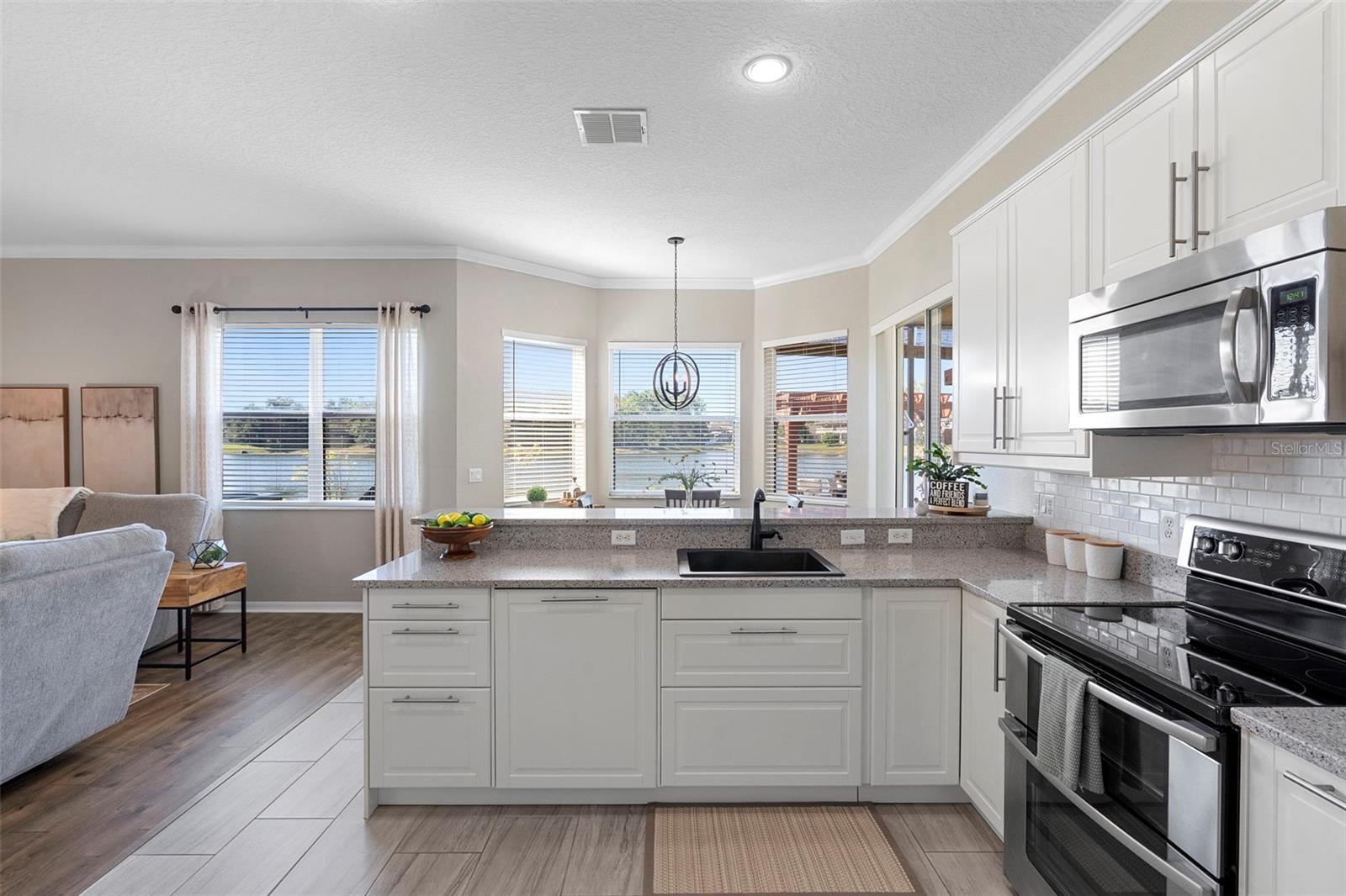 Image 18 of 59 For 5225 Walnut Ridge Drive