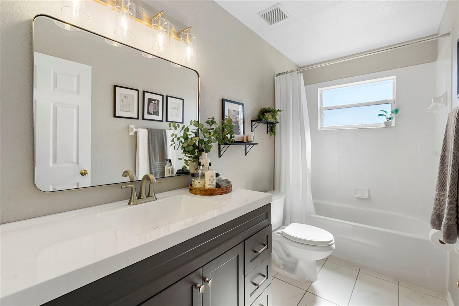 Image 38 of 59 For 5225 Walnut Ridge Drive