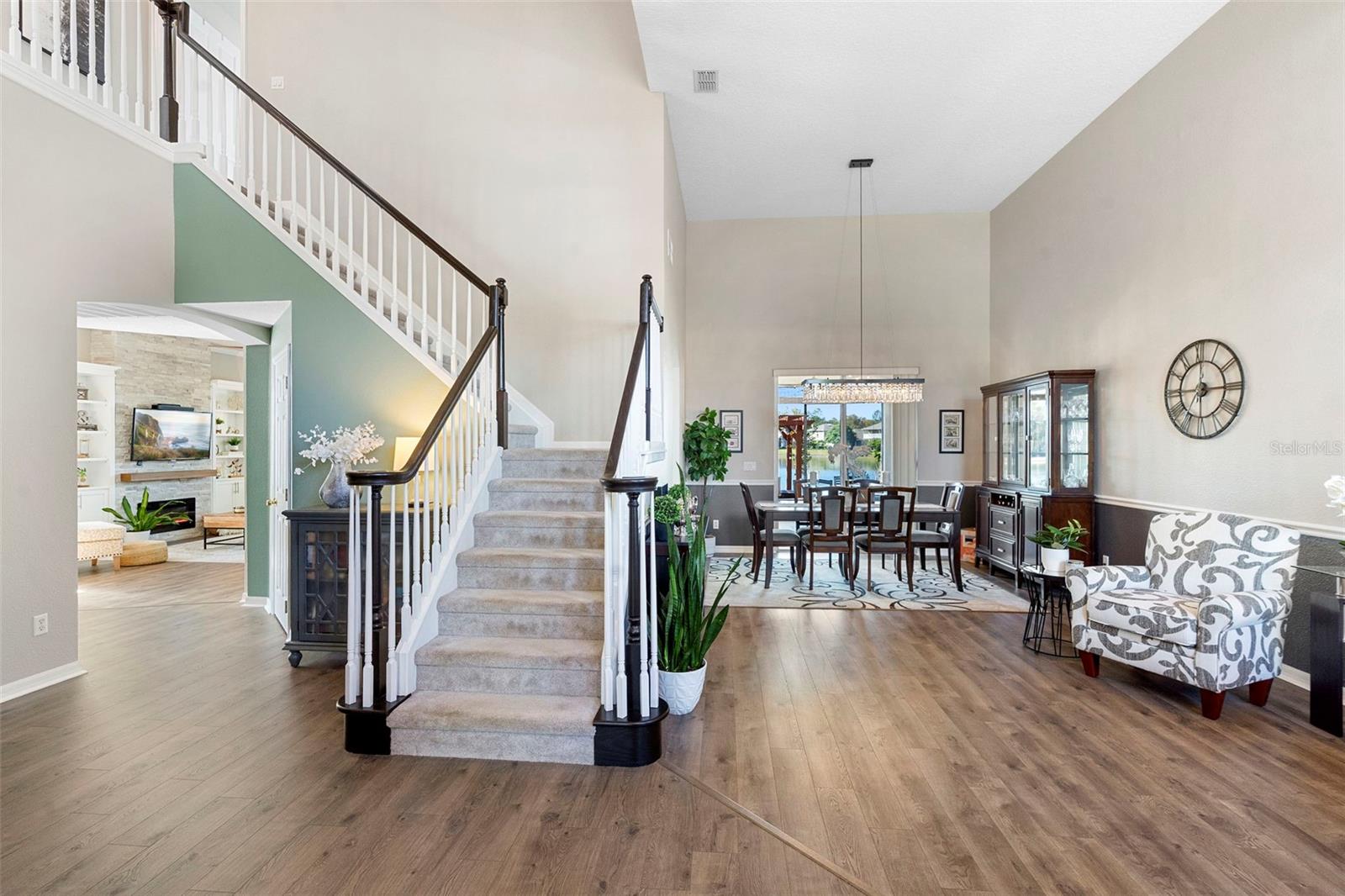 Image 9 of 59 For 5225 Walnut Ridge Drive