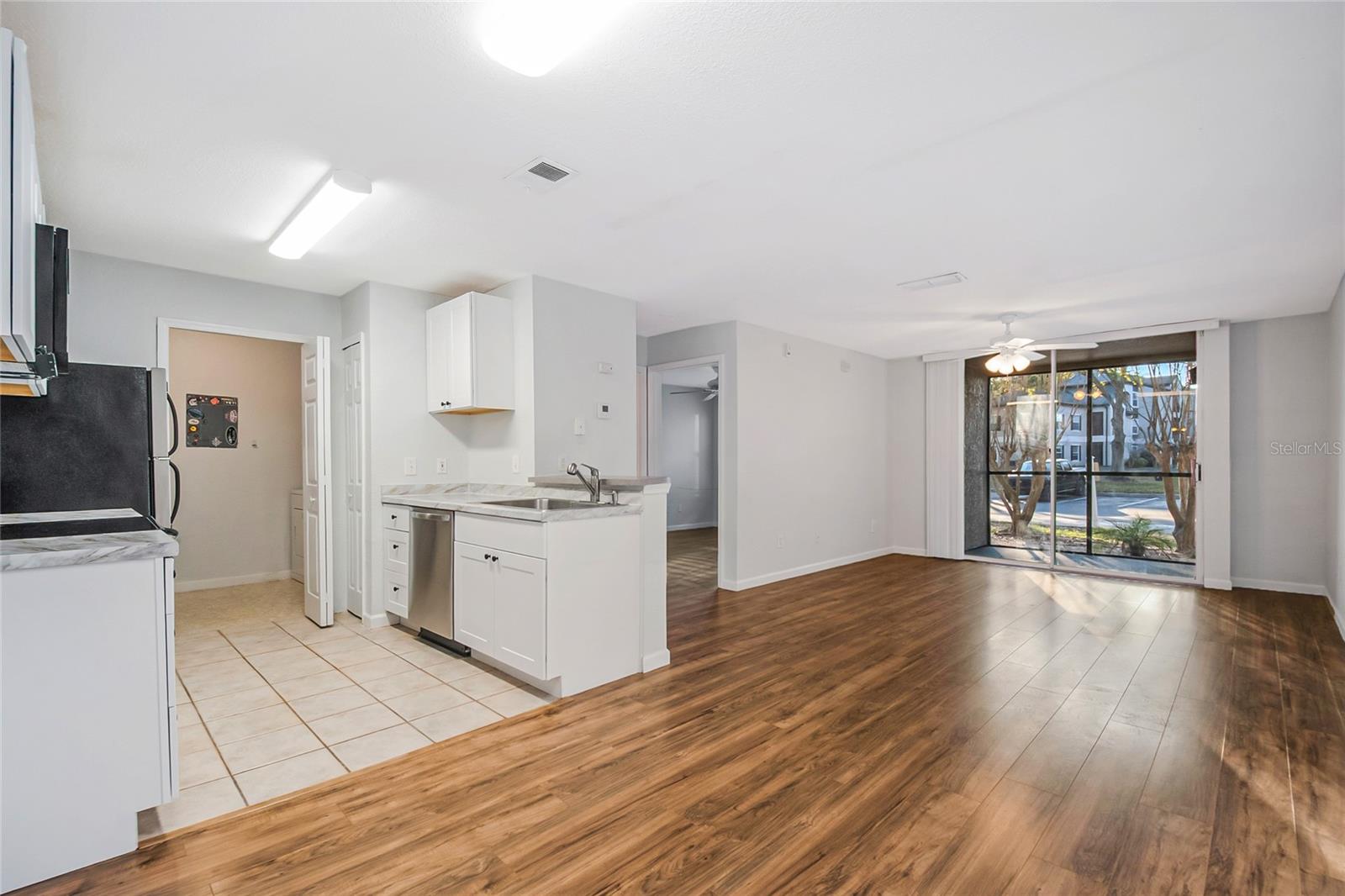 Image 10 of 50 For 8849 Latrec Avenue 4107