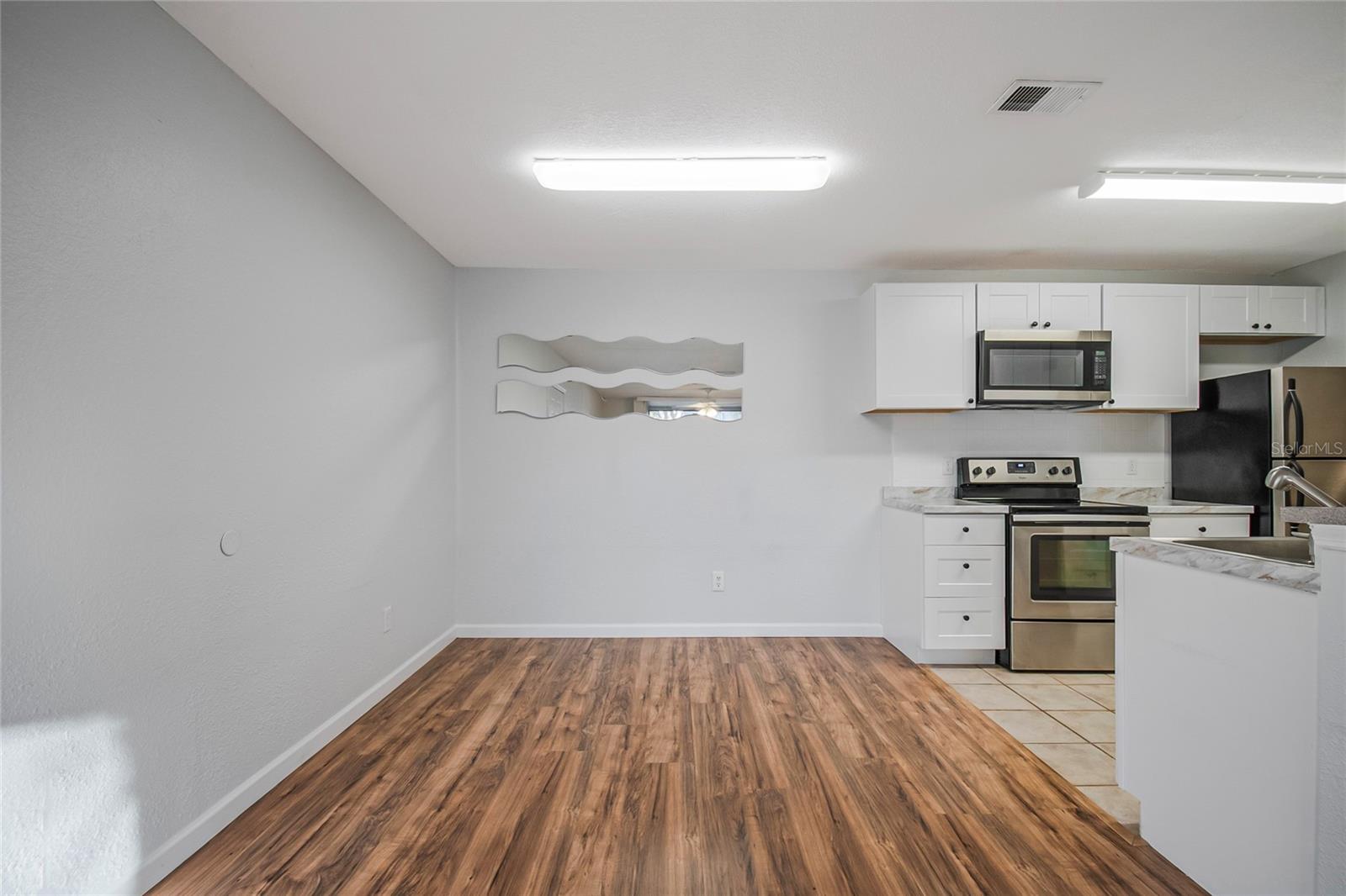 Image 7 of 50 For 8849 Latrec Avenue 4107